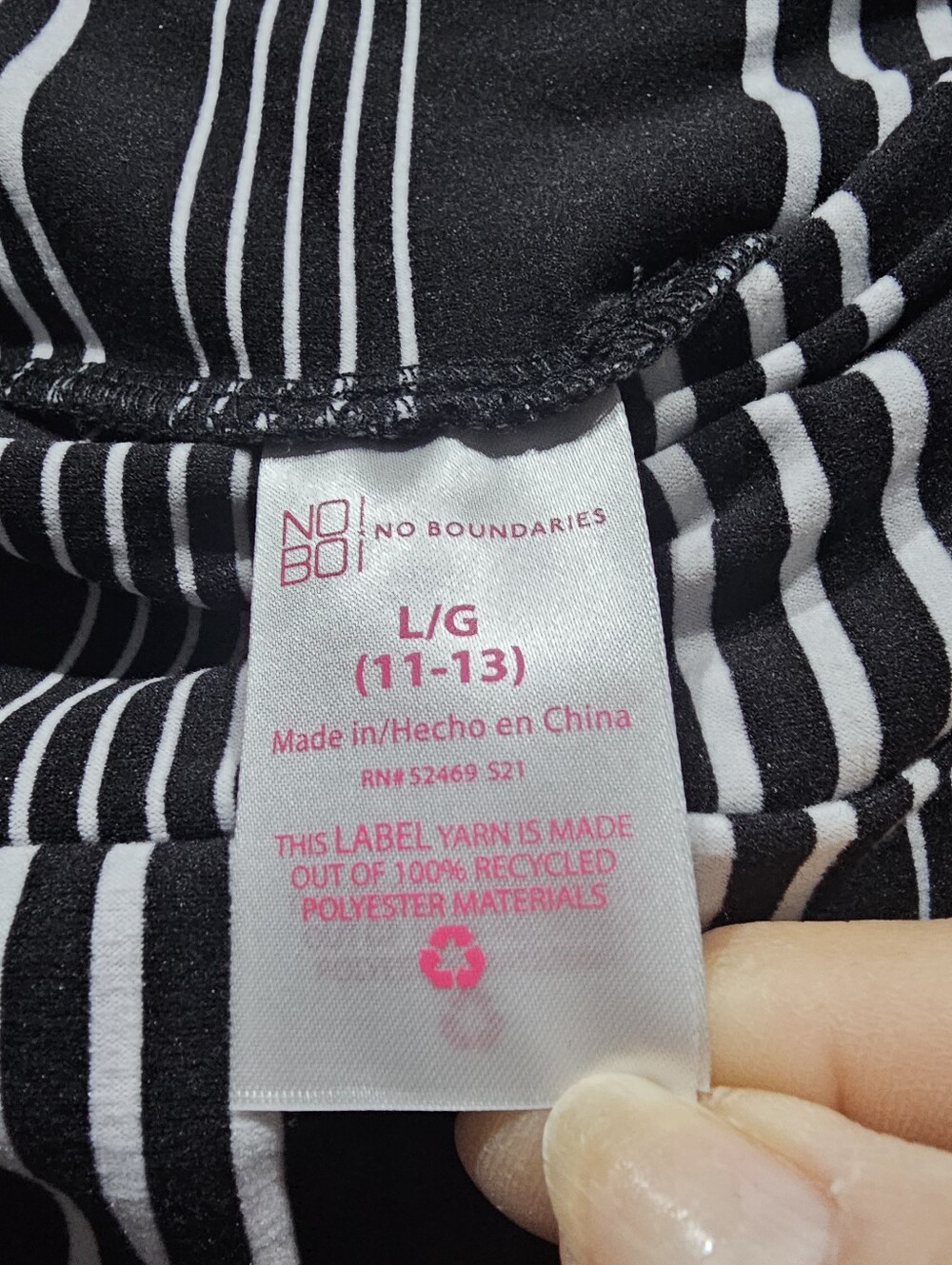 NWT No Boundaries Stretch Bellbottom Bell Bottom Pants Black White Pin Stripe L - Picture 9 of 12